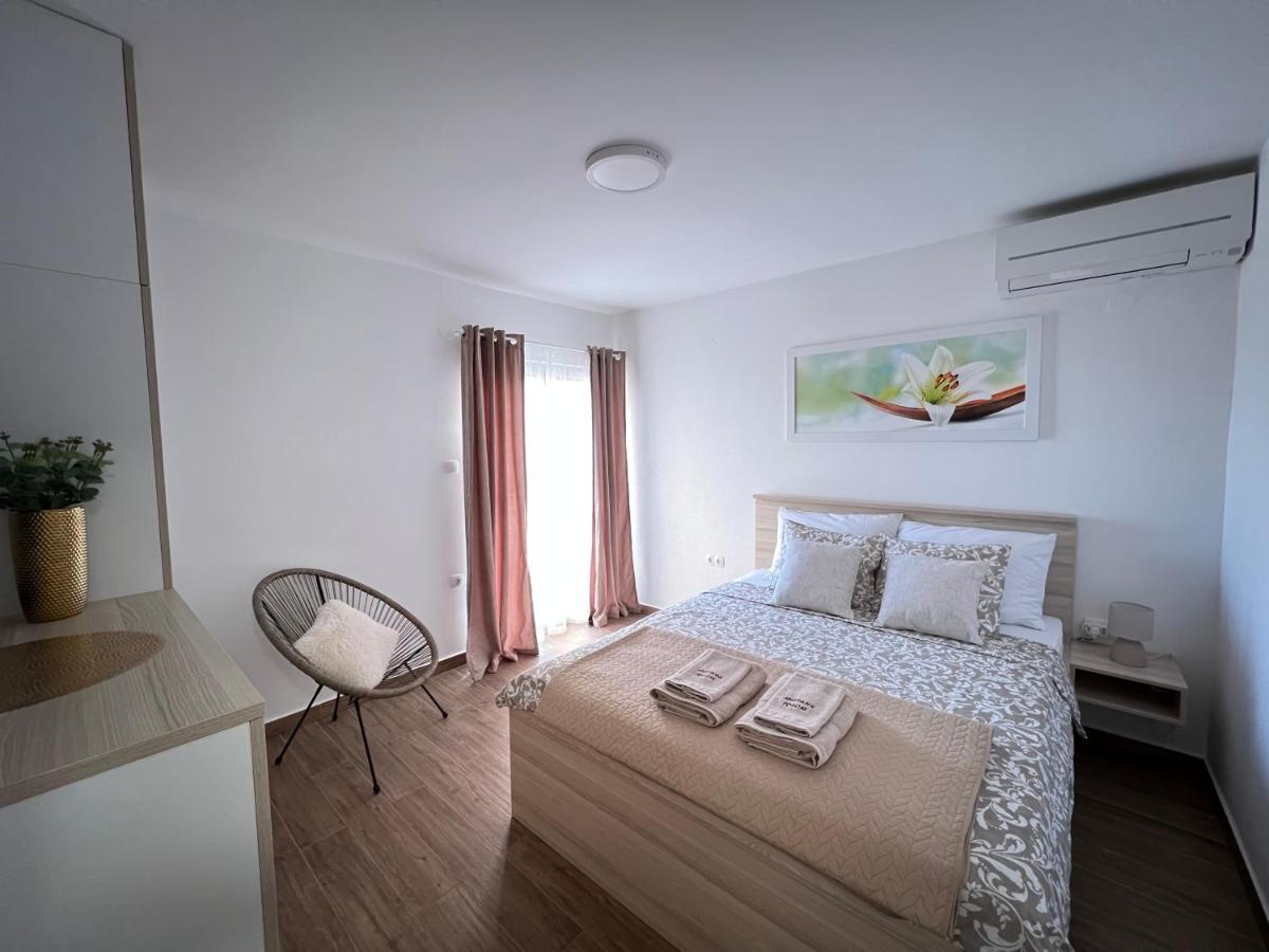 Apartmani Pernjak マンドレ エクステリア 写真